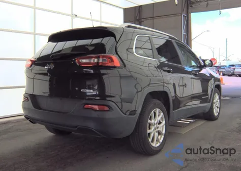 2016 Jeep Cherokee Latitude z USA, uszkodzony, nr VIN 1C4PJLCB2GW374269